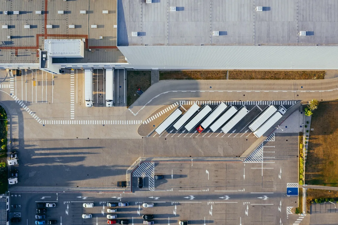 ¿Sirve el certificado de Auxiliar en Logística Petrolera para trabajar?